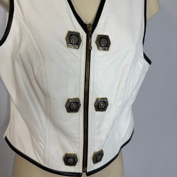 Cache Vintage White Leather Vest Full Zip Crest Gold Buttons Detail Stretch - Picture 12 of 13